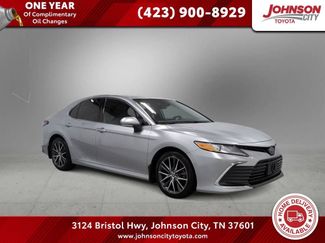 Used 2022 Toyota Camry XLE FWD video 1
