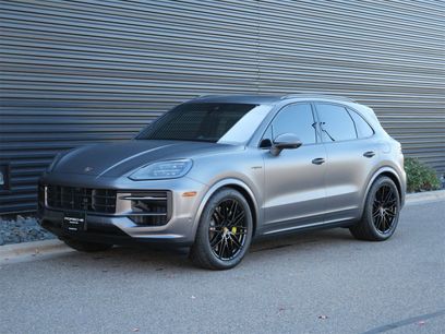 Certified 2025 Porsche Cayenne S