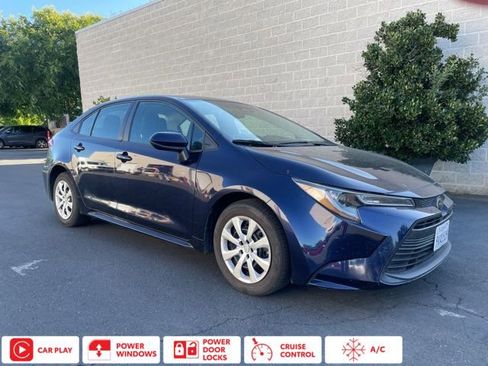 Used 2024 Toyota Corolla LE FWD image 1