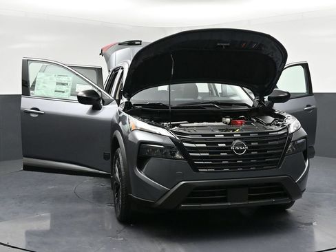 New 2026 Nissan Rogue SV image 38