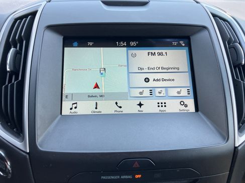 Used 2017 Ford Edge SEL w/ Equipment Group 201A FWD image 16