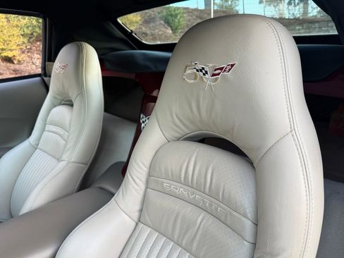 Used 2003 Chevrolet Corvette Convertible w/ Preferred Equipment Group1 image 33