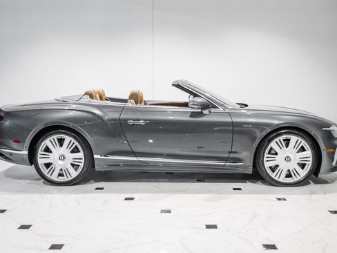 New 2026 Bentley Continental GTC image 5