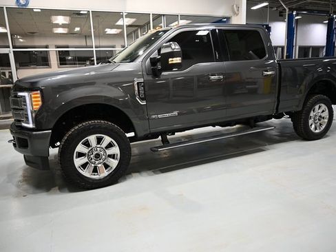 Used 2019 Ford F250 Platinum w/ Platinum Ultimate Package image 10