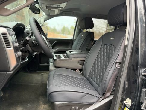 Used 2015 Chevrolet Silverado 3500 LT w/ LT Convenience Package AWD/4WD image 17