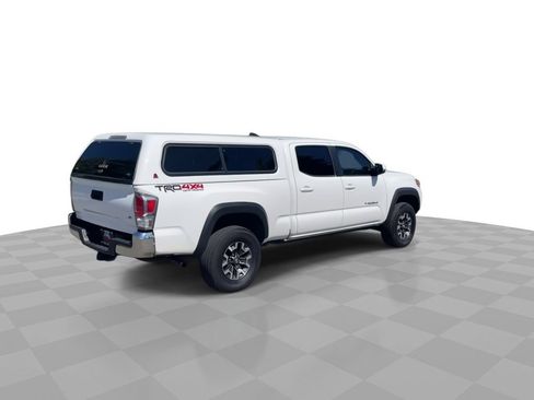 Used 2021 Toyota Tacoma TRD Off-Road AWD/4WD image 8