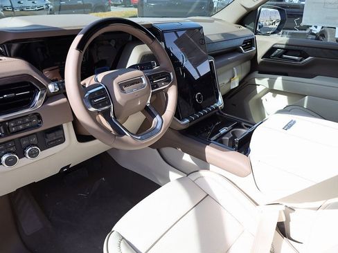 New 2026 GMC Yukon XL Denali w/ Advanced Technology Package AWD/4WD image 12