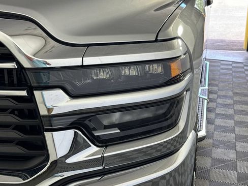 Certified 2026 RAM 2500 Big Horn AWD/4WD image 40