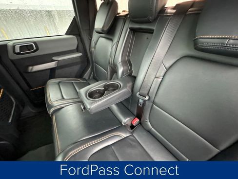 Used 2022 Ford Bronco Badlands image 18