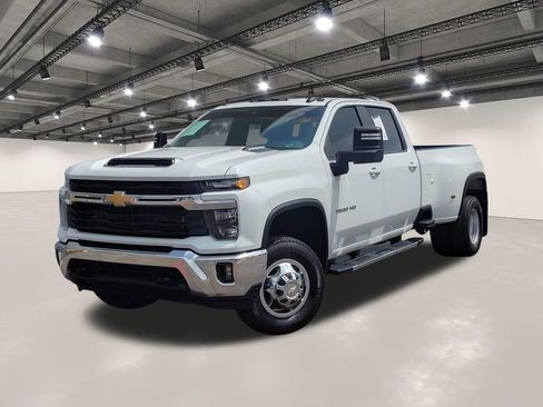 Used 2024 Chevrolet Silverado 3500 LT w/ Convenience Package RWD image 1