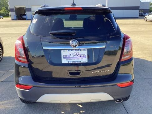 Used 2021 Buick Encore Preferred FWD image 12