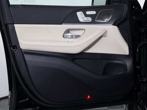 New 2026 Mercedes-Benz GLS 450 4MATIC image 8