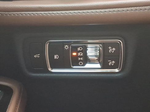 Used 2023 Lincoln Aviator Reserve w/ Equipment Group 201A image 21