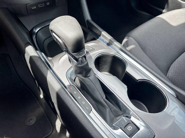 Used 2024 Chevrolet Malibu LT FWD image 20