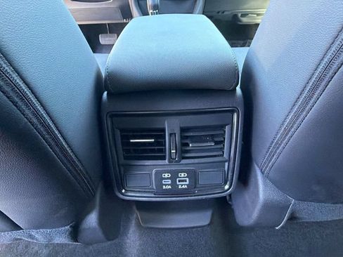 Used 2026 Subaru Forester Limited AWD/4WD image 25