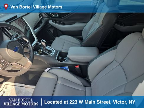Used 2022 Subaru Outback Limited AWD/4WD image 10