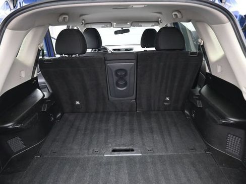 Used 2017 Nissan Rogue SV AWD/4WD image 10