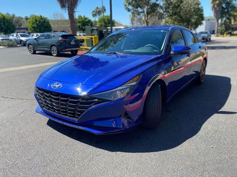 Used 2021 Hyundai Elantra SEL image 6