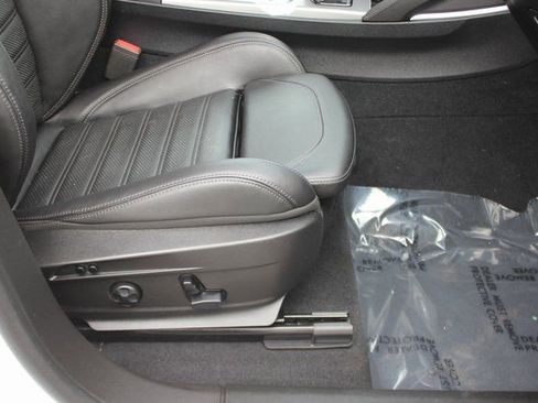 Used 2023 Alfa Romeo Stelvio Veloce image 34