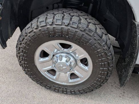 Used 2016 RAM 2500 Tradesman w/ Chrome Appearance Group AWD/4WD image 10