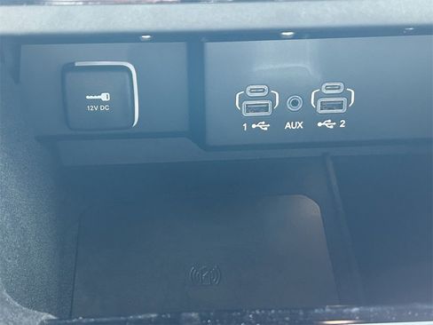 Used 2024 Jeep Wagoneer Series II w/ Flexible Seating Group image 24