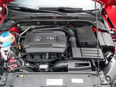 Used 2017 Volkswagen Jetta Sport image 11