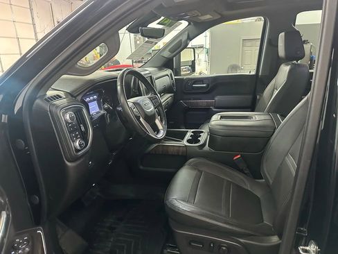 Used 2021 GMC Sierra 3500 Denali w/ Denali Ultimate Package image 8