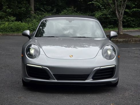 Used 2018 Porsche 911 Carrera RWD image 9