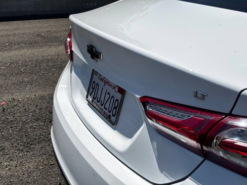 Used 2022 Chevrolet Malibu LT FWD image 5