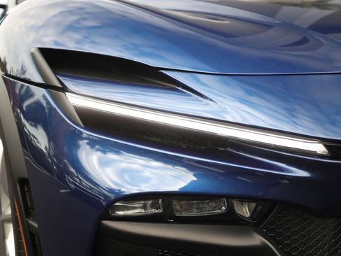 Used 2023 Ferrari Purosangue image 12