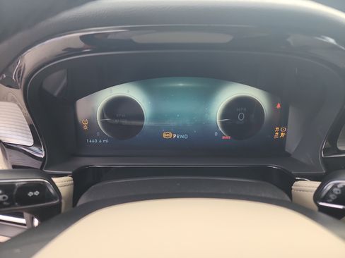 New 2026 Lincoln Corsair Premiere image 34