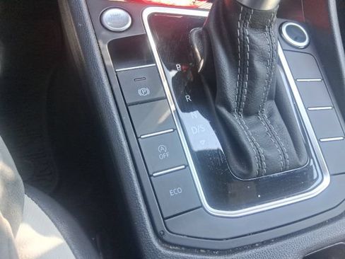 Used 2019 Volkswagen Jetta R-Line w/ R-Line Cold Weather Package FWD image 21