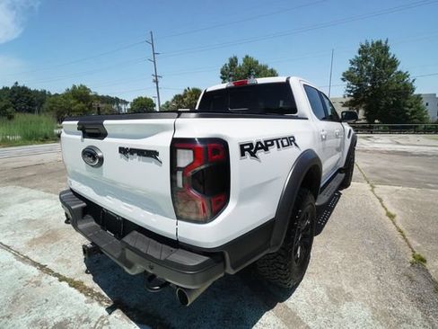 Used 2025 Ford Ranger Raptor AWD/4WD image 3