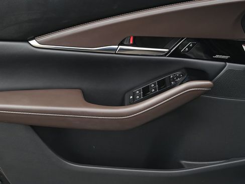 Certified 2025 MAZDA CX-30 AWD 2.5 S w/ Premium Package image 14