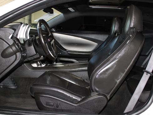 Used 2015 Chevrolet Camaro LT w/ RS Package RWD image 8