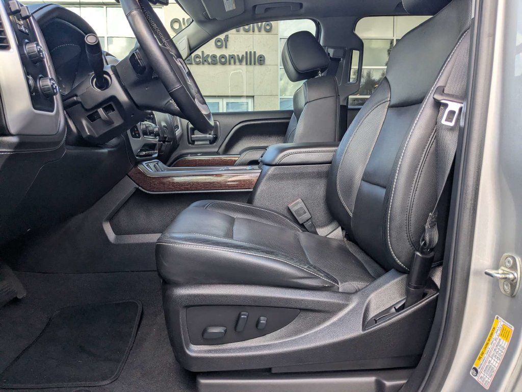 Used 2018 GMC Sierra 1500 SLT AWD/4WD image 2