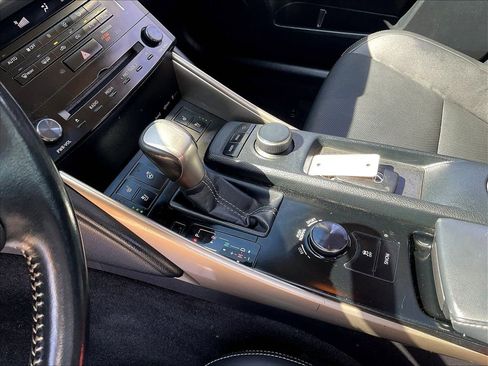 Used 2014 Lexus IS 250 AWD w/ Premium Package image 17
