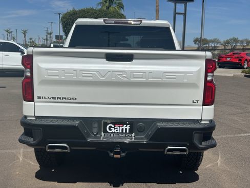 Certified 2020 Chevrolet Silverado 1500 LT Trail Boss AWD/4WD image 4