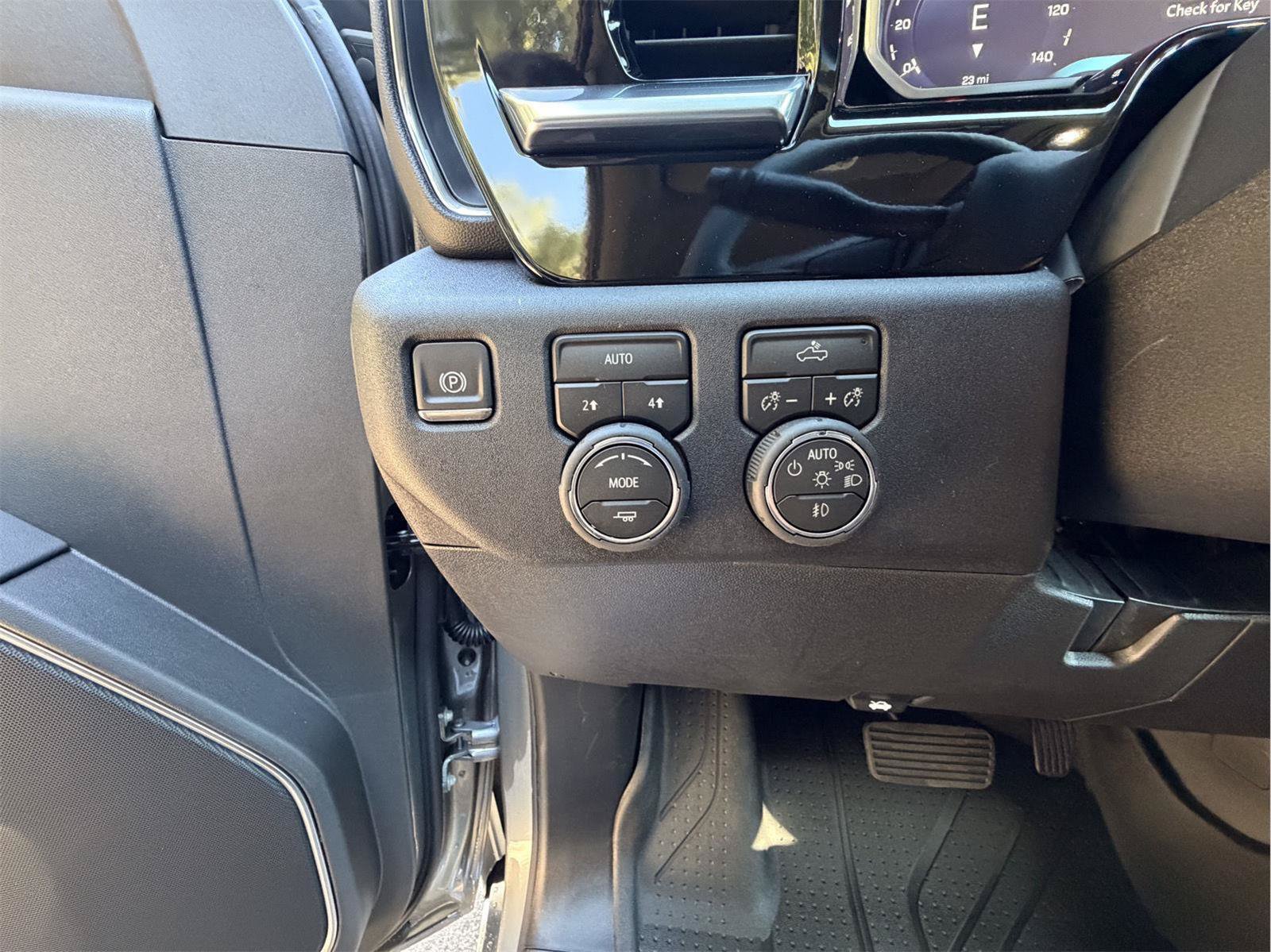 New 2026 Chevrolet Silverado 1500 RST w/ RST Select Package AWD/4WD image 13