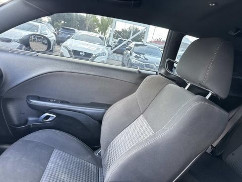 Used 2022 Dodge Challenger GT RWD image 17