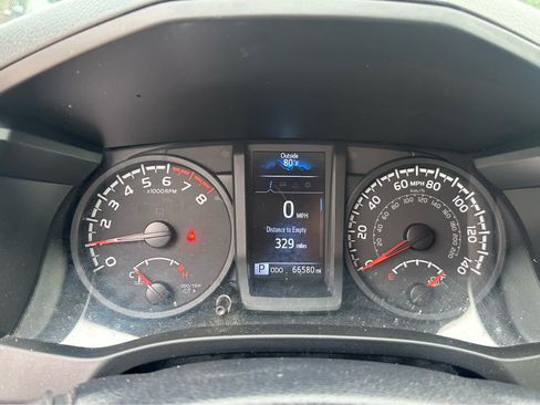 Used 2022 Toyota Tacoma SR AWD/4WD image 10