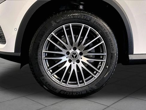 New 2026 Mercedes-Benz GLC 300 4MATIC image 17