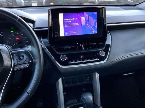 Used 2025 Toyota Corolla Cross AWD Hybrid image 6