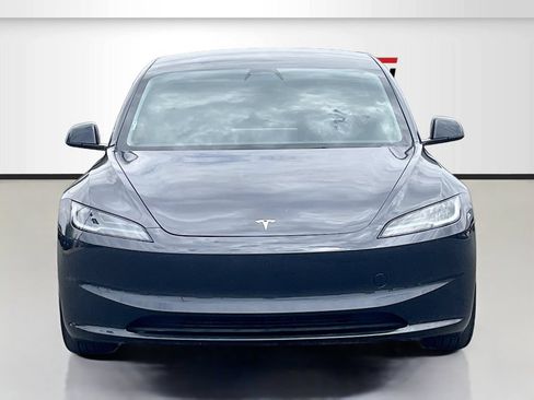Used 2025 Tesla Model 3 Long Range AWD/4WD image 2