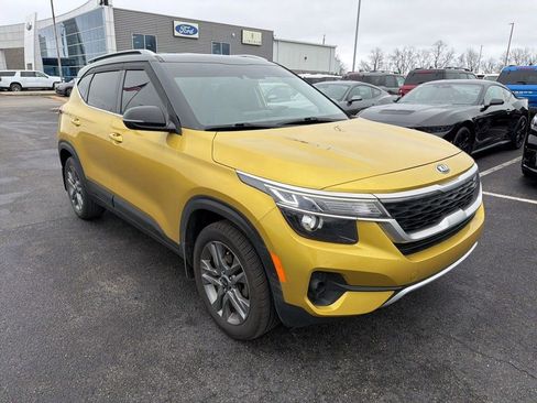 Used 2021 Kia Seltos S image 2