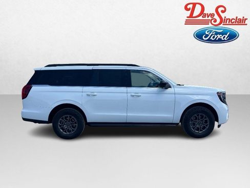 Used 2025 Ford Expedition Max XL AWD/4WD image 5