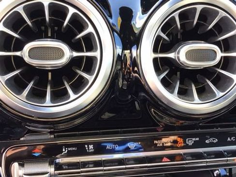 Used 2020 Mercedes-Benz CLA 250 4MATIC image 17