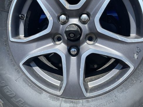 Used 2019 Jeep Wrangler Unlimited Sport S image 39