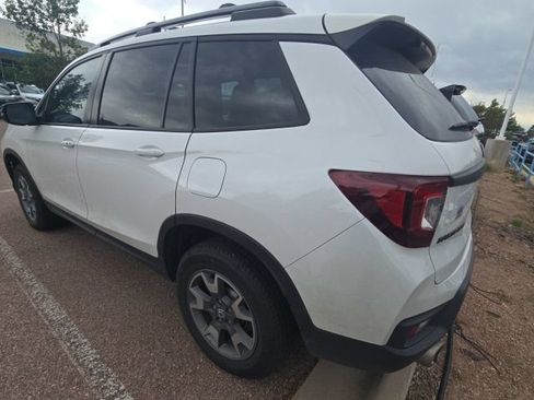 Used 2023 Honda Passport TrailSport image 6