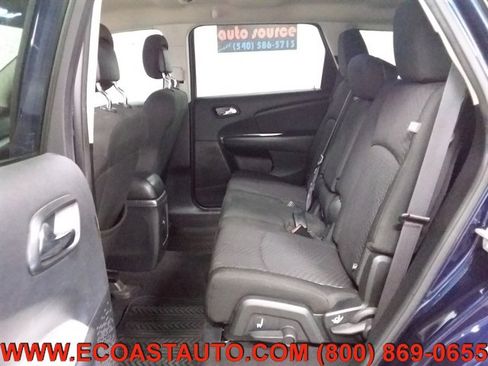 Used 2017 Dodge Journey SE w/ Flexible Seating Group image 13